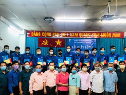 LỄ TRAO LỆNH CHO THANH NIÊN SẪN SÀNG NHẬP NGŨ NĂM 2021