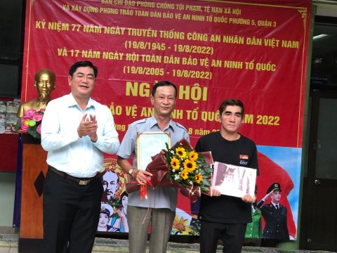 PHƯỜNG 5 TỔ CHỨC “NGÀY HỘI TOÀN DÂN BẢO VỆ AN NINH TỔ QUỐC” NĂM 2022